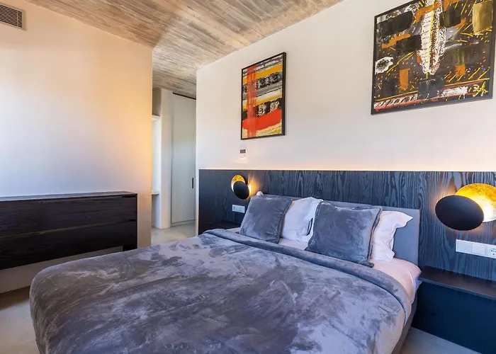 Serenity Sky Luxury - Sunset - Private Pool アノ・メラ